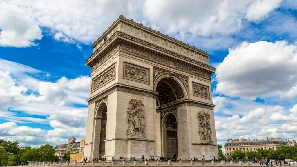 Photo of the Arc de Triomphe in Paris, capital of France