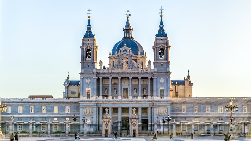 Photo of the cathedral in Madrid, capital of Spain